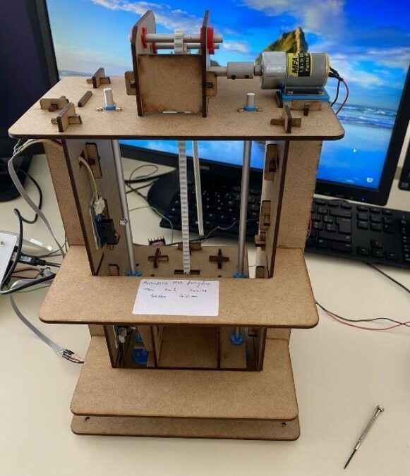 Projet 1STI2D : Ascenseur PMR pour Bungalow